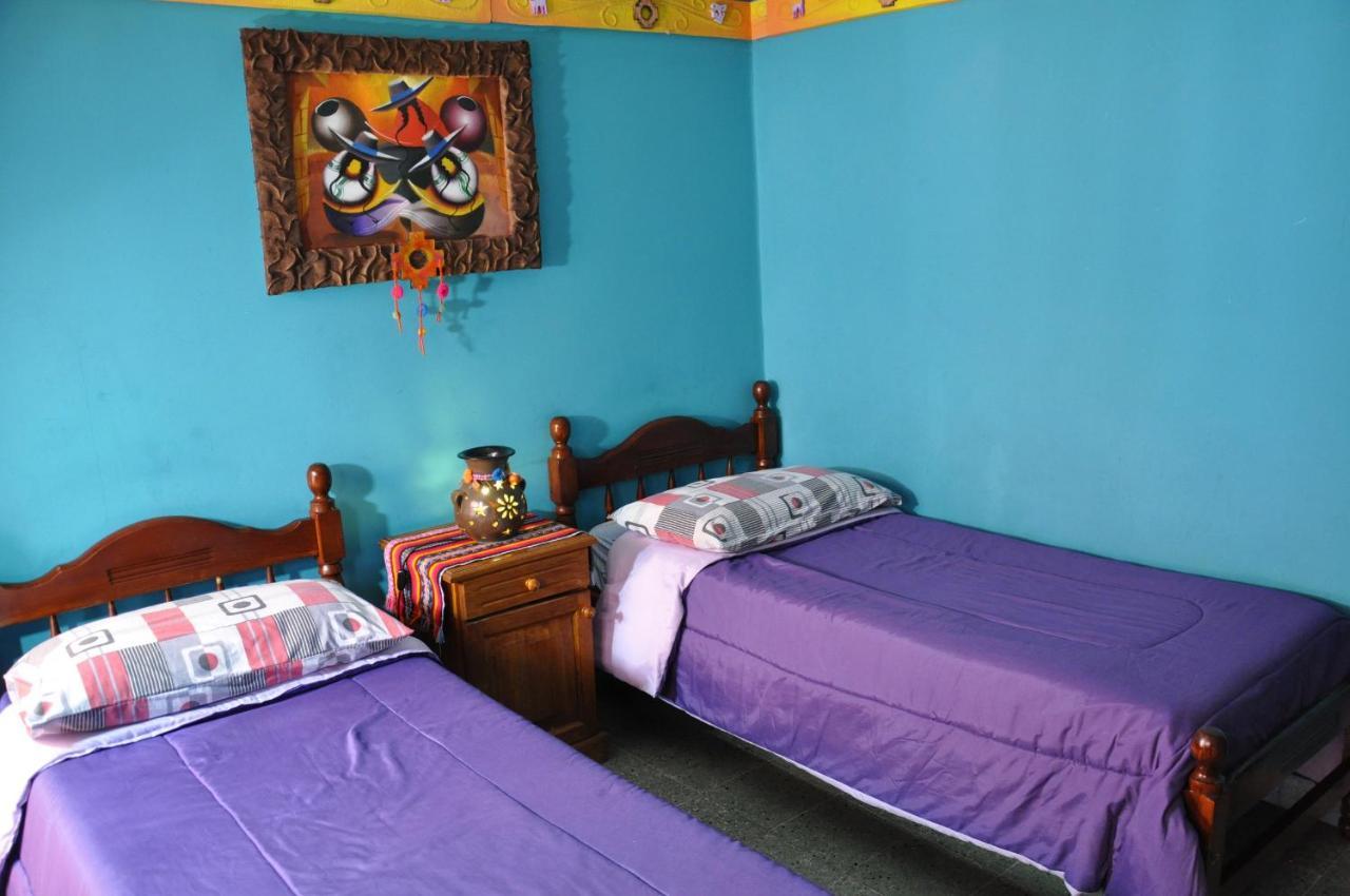 Hostel Copacabana La Quiaca Bagian luar foto